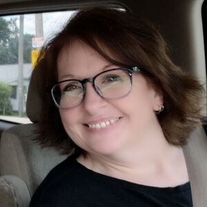 Meet your Posher, Pam